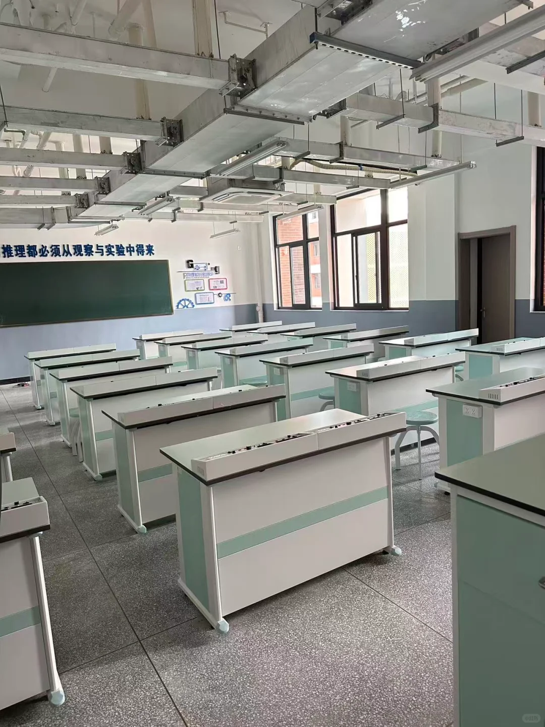 ?实验室&教育装备一站式搞定！
