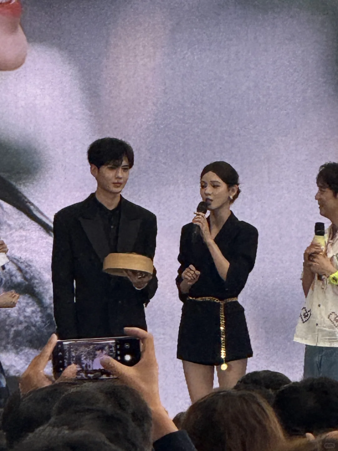 见王鹤棣?提前看《歌手》?芒果招商会PLOG!