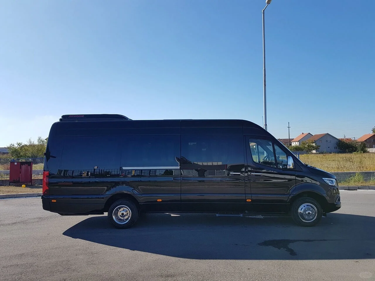 本公司成功举办了中国政府米兰招商会