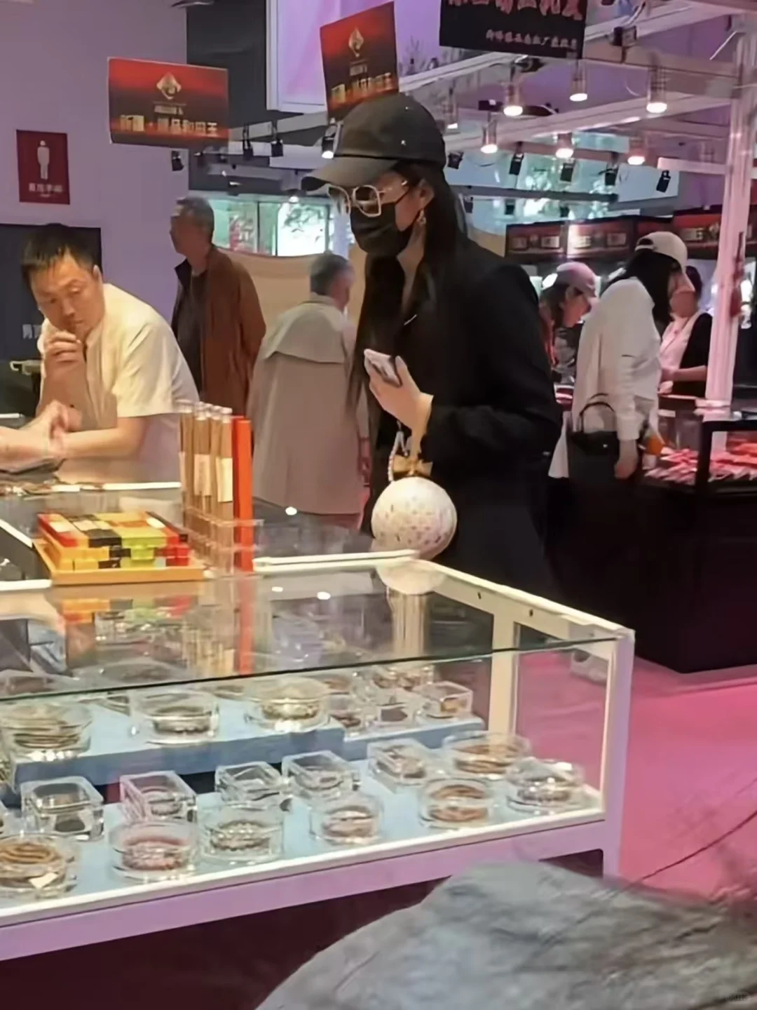 明星都在逛的珠宝展，到底有什么？