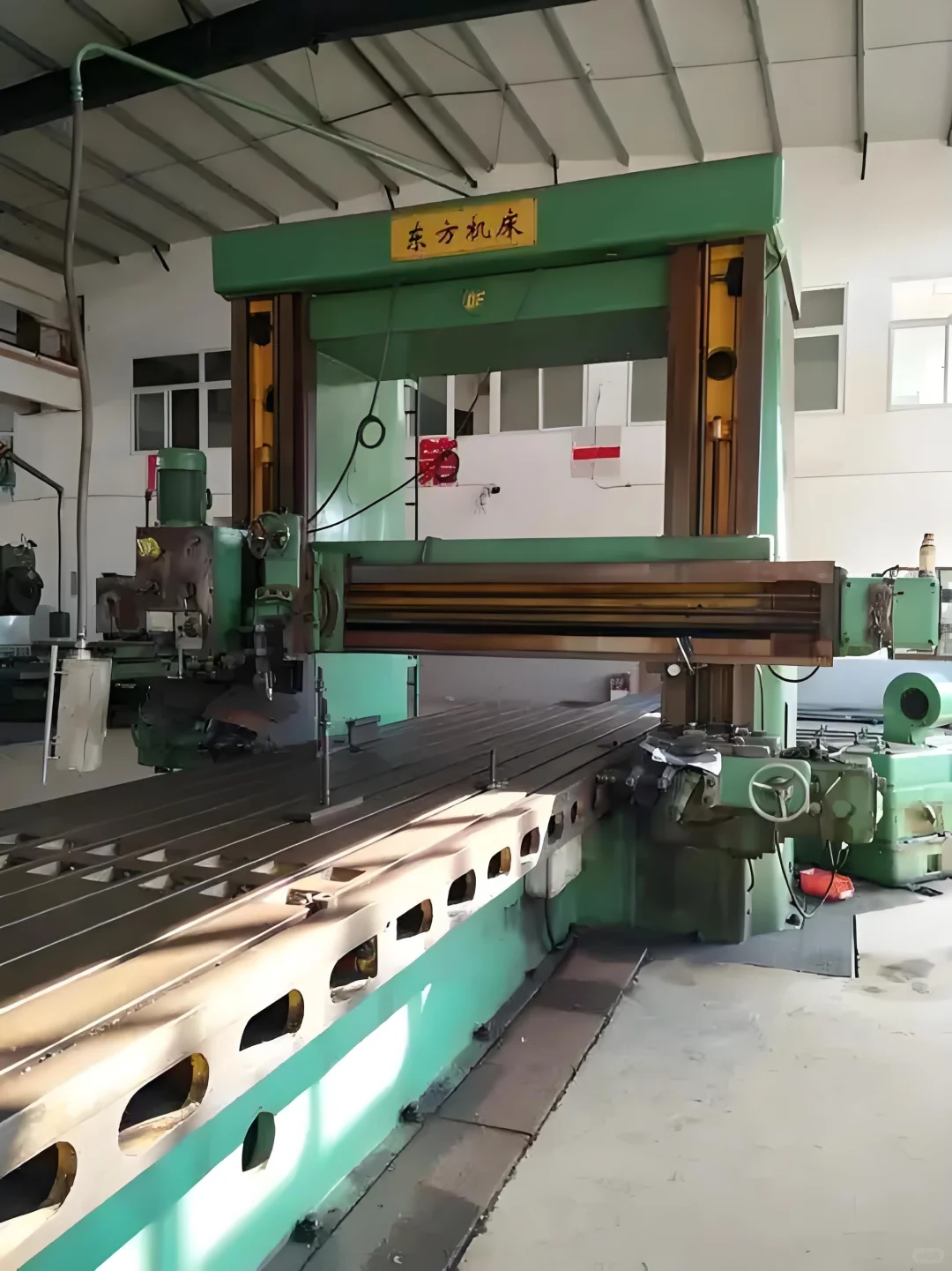 厂里需求图片上的机床设备