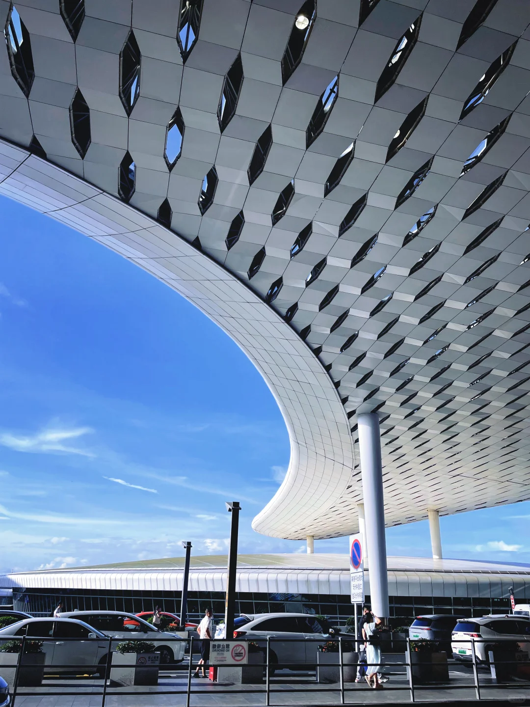 上海数据中心产业展顺利完成