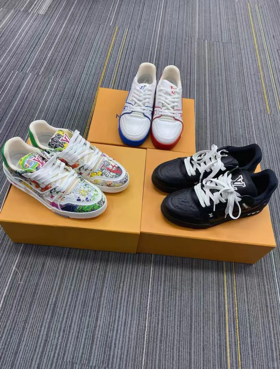 没想到不穿的衣服还能那么保值