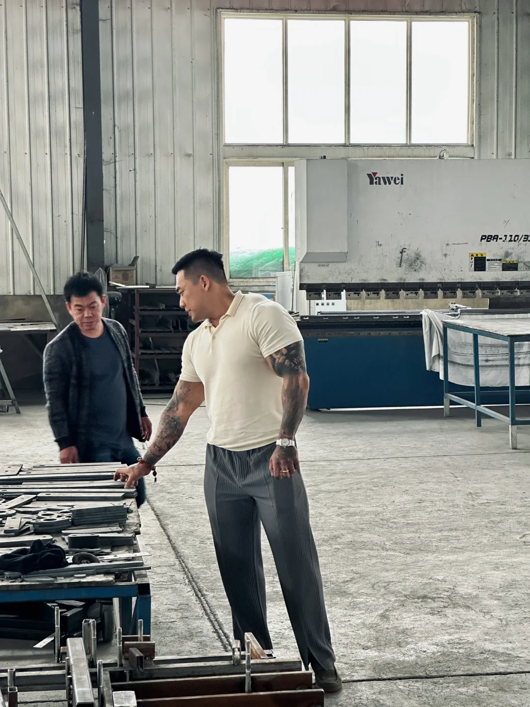 悍德威工厂视察