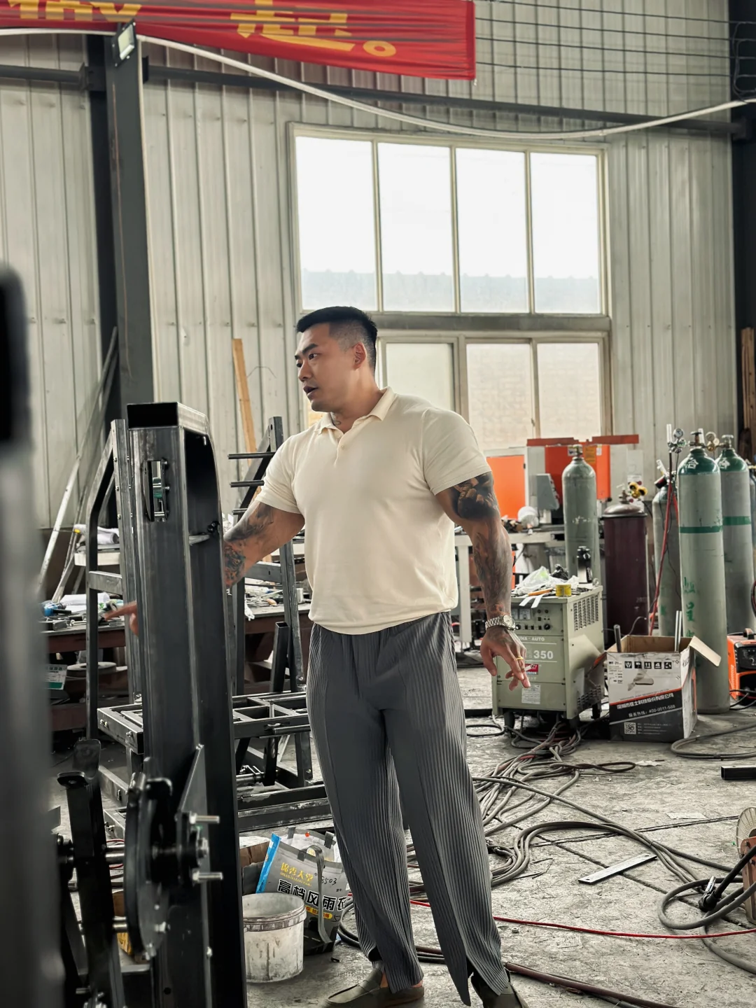 悍德威工厂视察