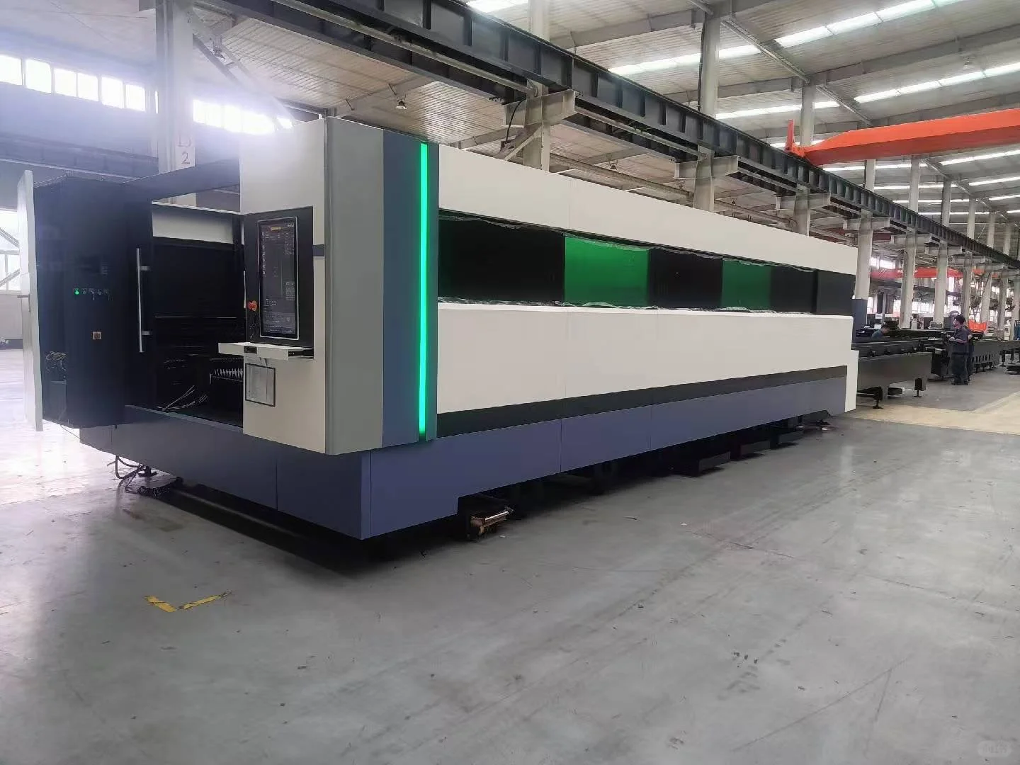 扬力集团-专业金属成型设备制造商