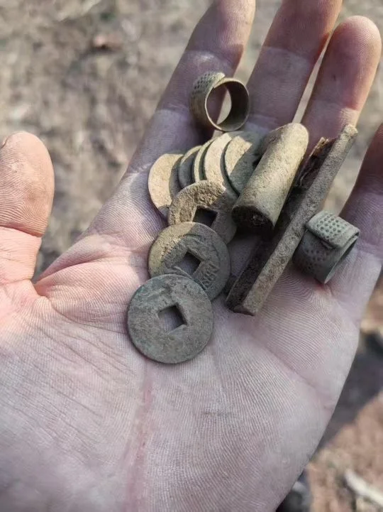 出货了出货了，回本了，一上午的成果。