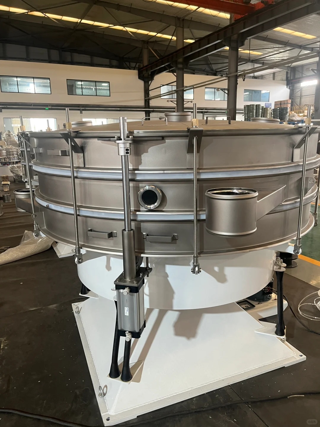 新乡最靠谱的振动筛厂家终于被我发现了！