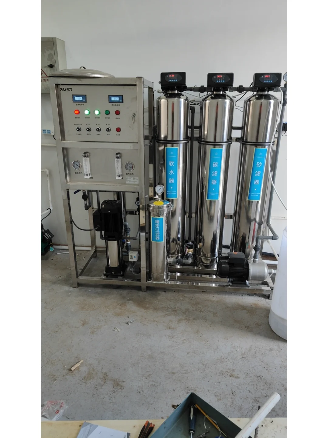 大型纯水设备装置有哪些?怎么选择