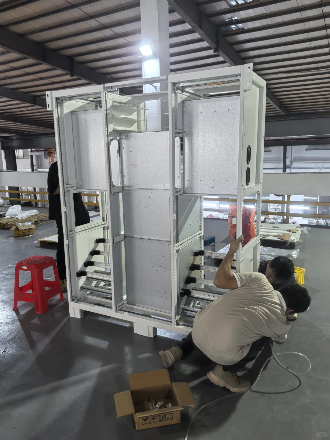 别找了！这家钣金加工厂超靠谱?