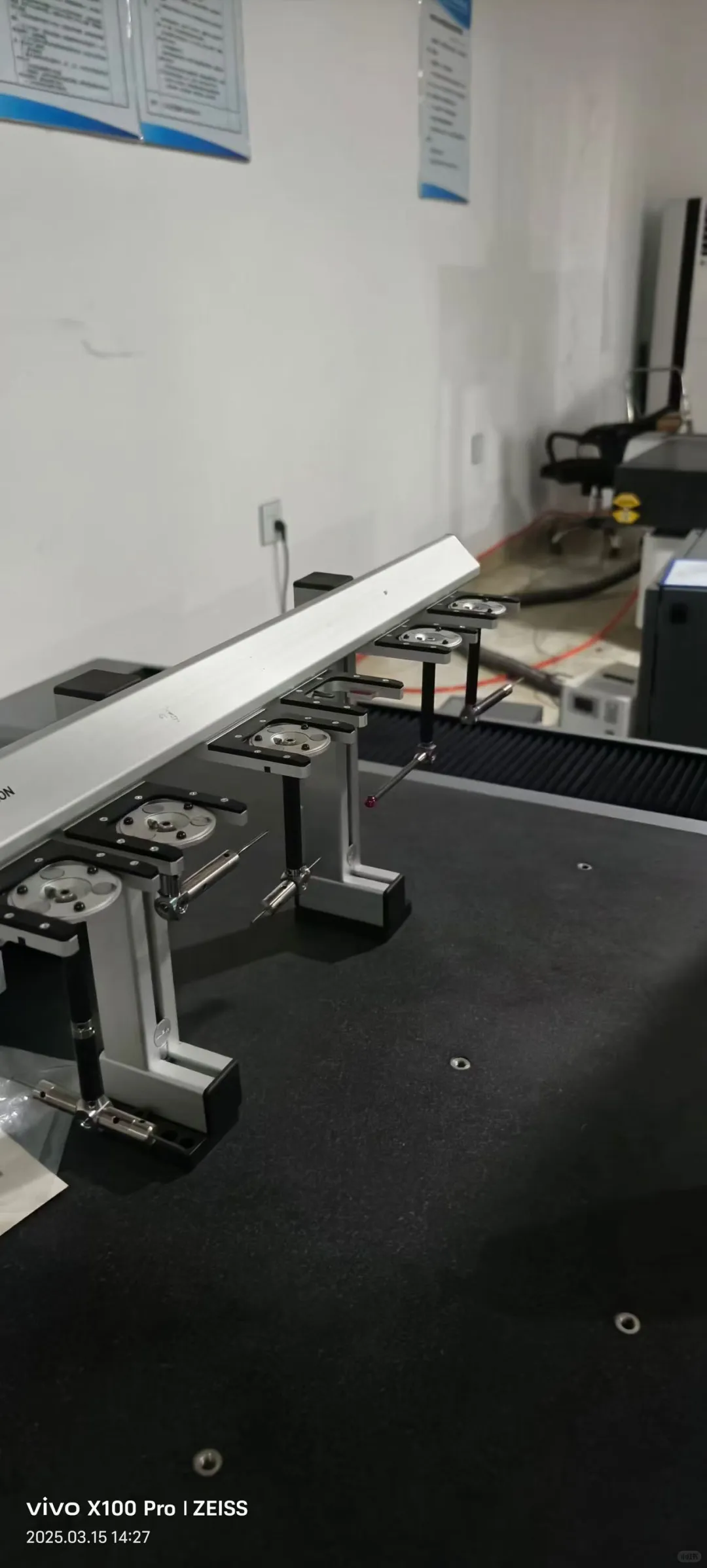 出售一台海克斯康GLOBALS 三坐标测量仪