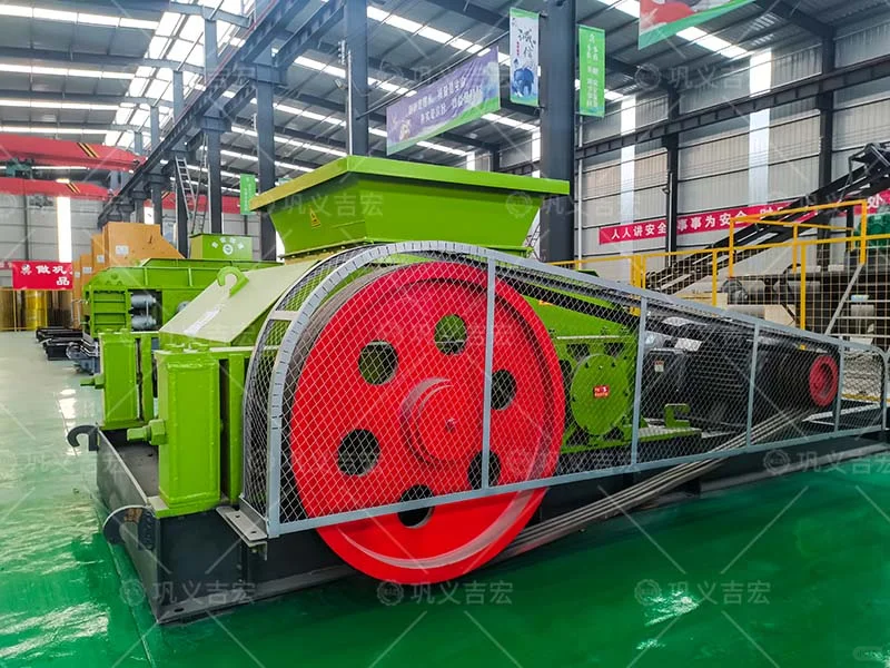 高效低粉破碎增碳剂狼牙齿辊破碎机表现如何