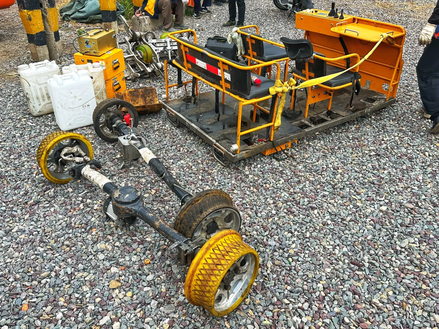 你们见过铁路钢轨上的“卡丁车”吗？