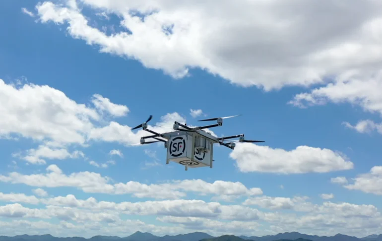 天降奇兵：顺丰无人机跨江配送