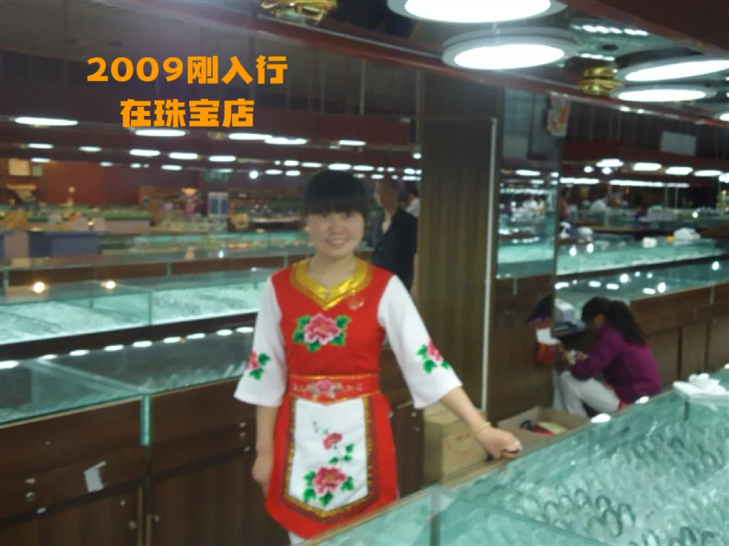 中缅源头翡翠批发市场现场代购