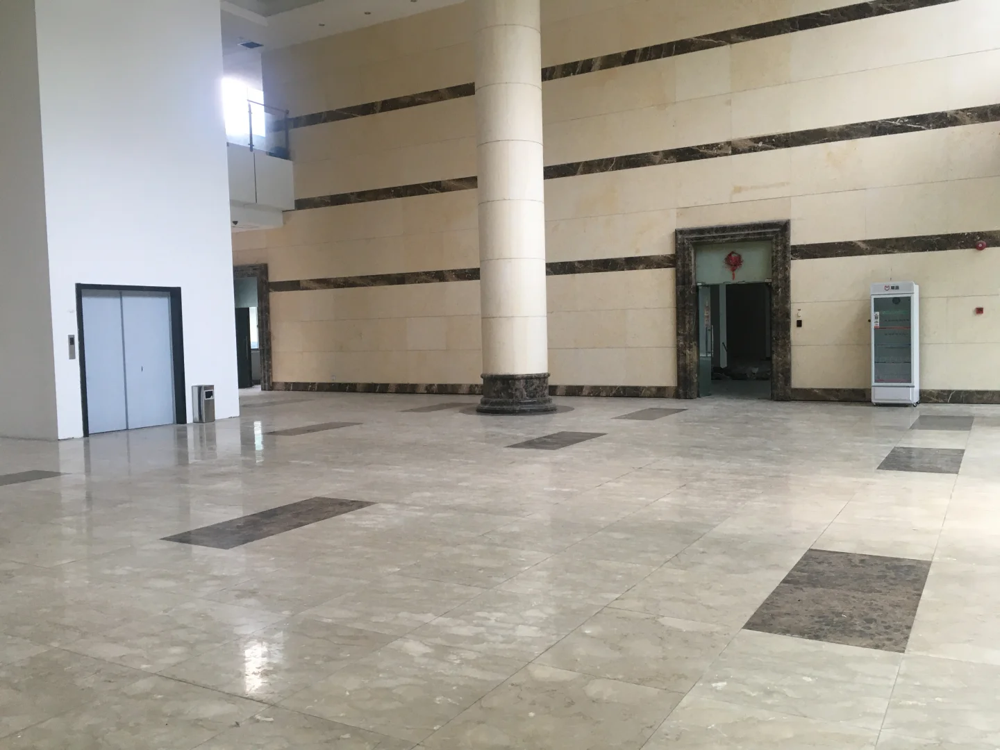 康梧路三林125,109,180,235平电商贸易销售