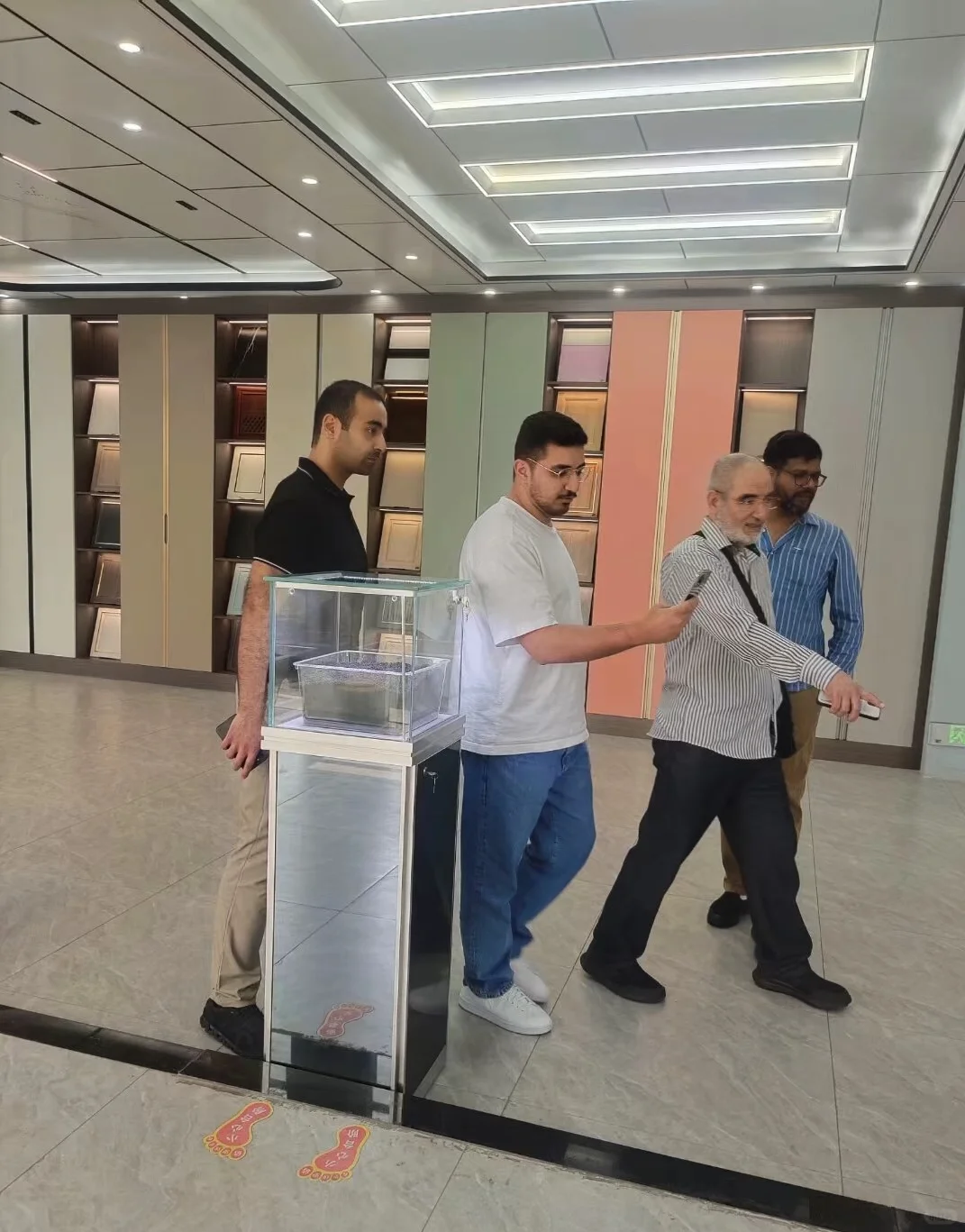 工厂让老外惊讶的是什么？