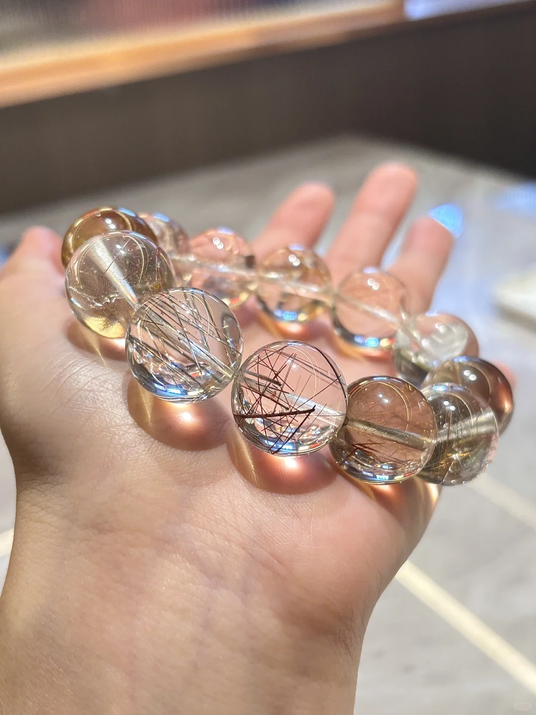 个位数克价的玻璃体发晶 上哪捡漏！！？