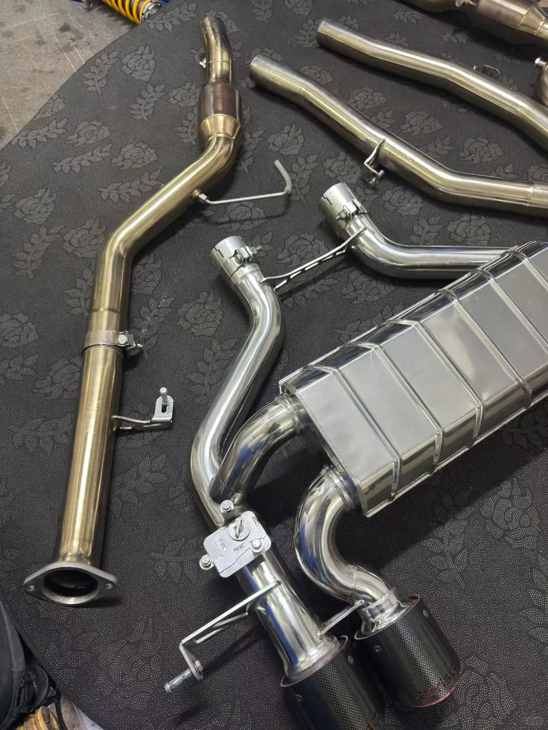 宝马G80 M3/G82 M4专用Capristo中尾段排气