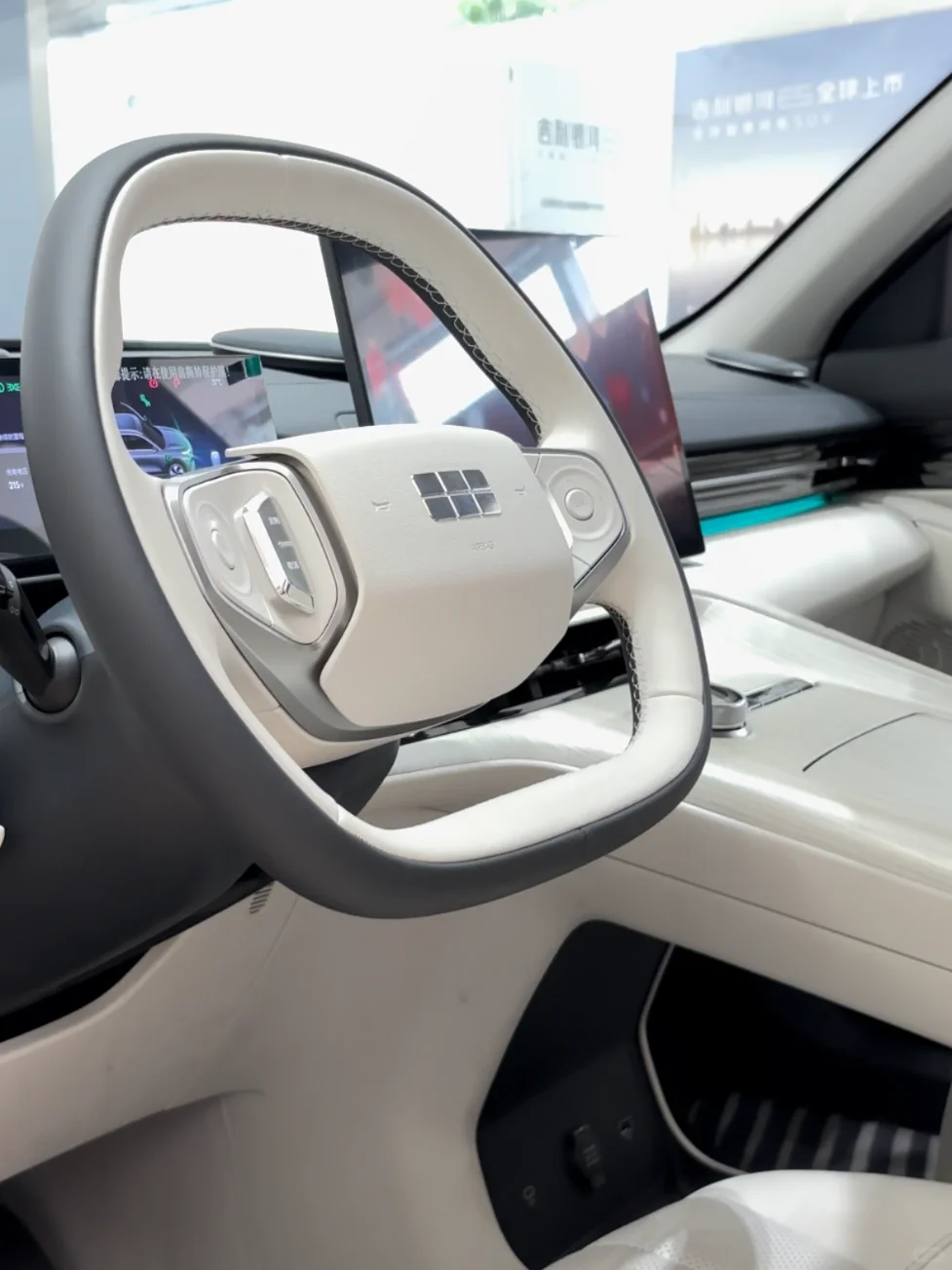 电车?个开车好习惯要知道！