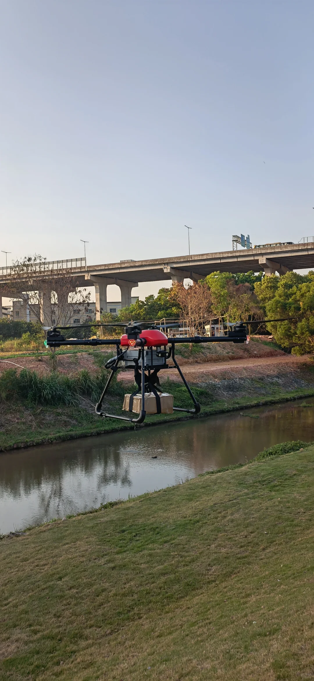 10公斤载重22分钟超长续航