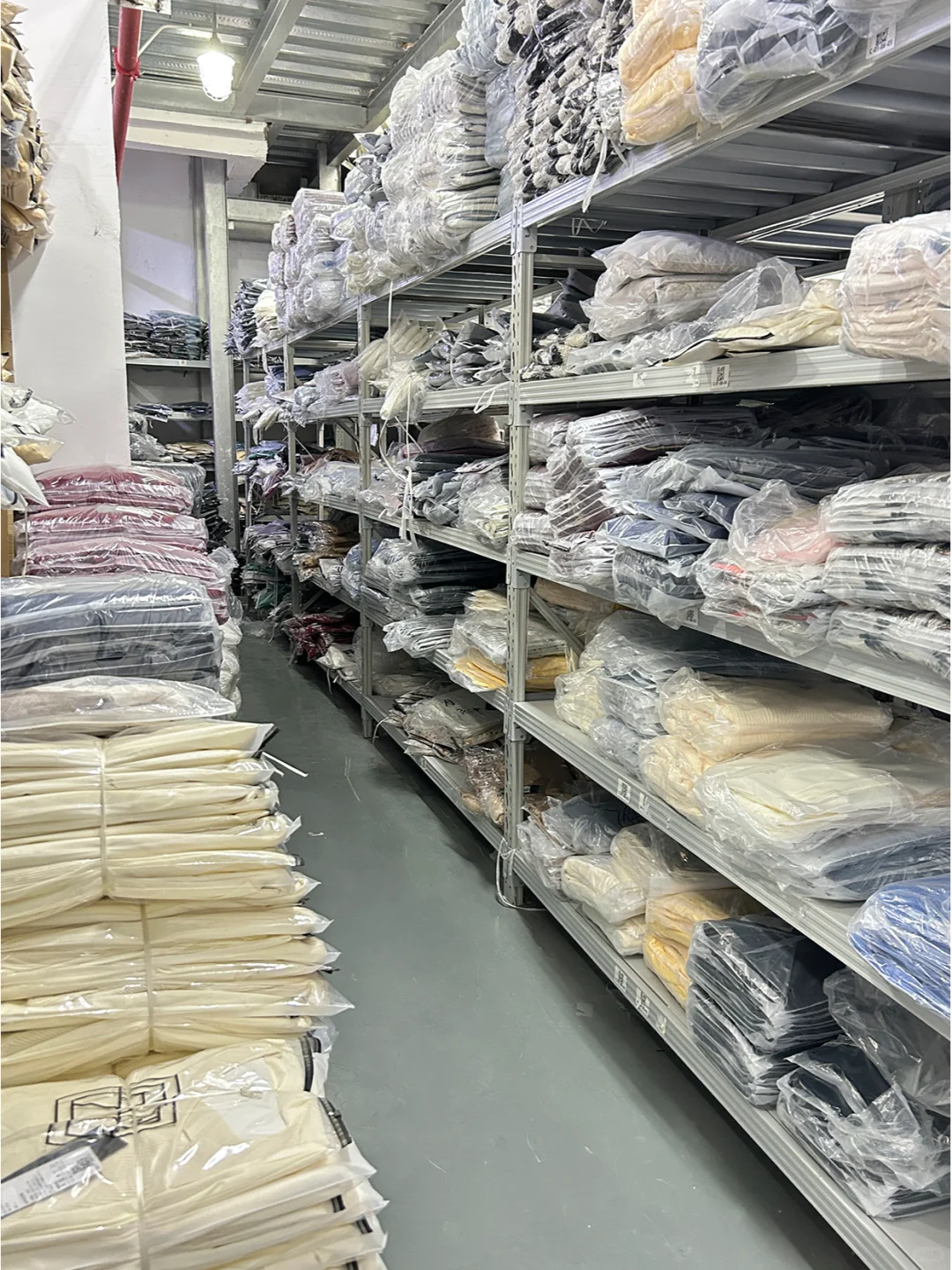 别看了，我们就是源头女装供应链！