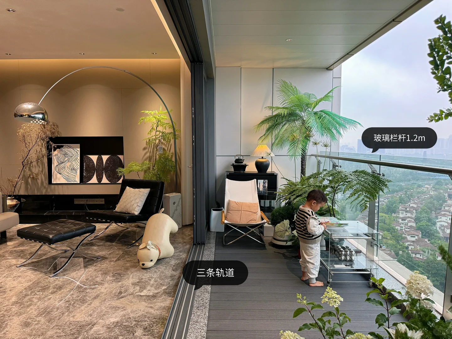 谁懂！在这个阳台我真的坐了一下午了?