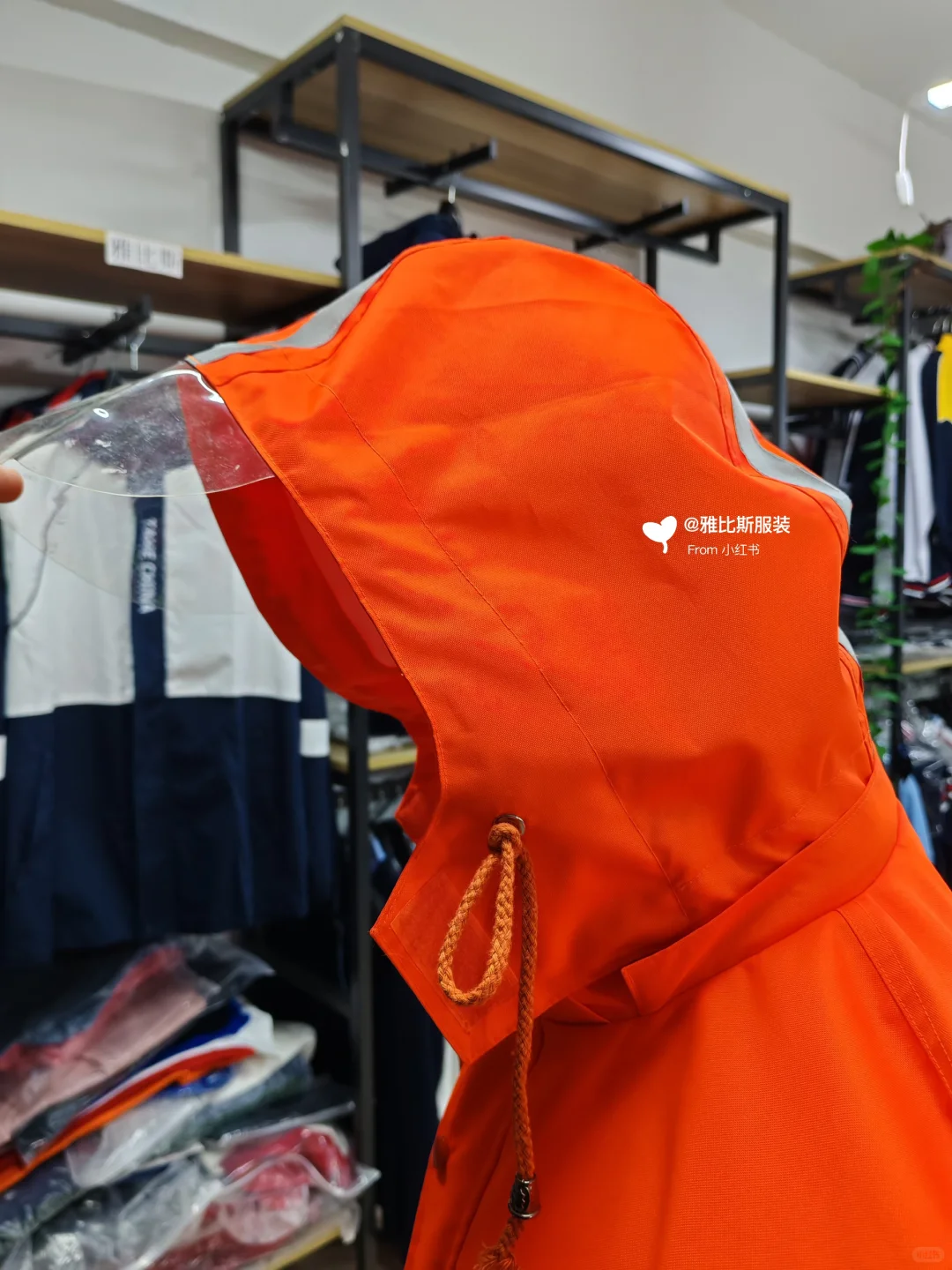 我们专门定制环卫工作服定制一样可以高大上