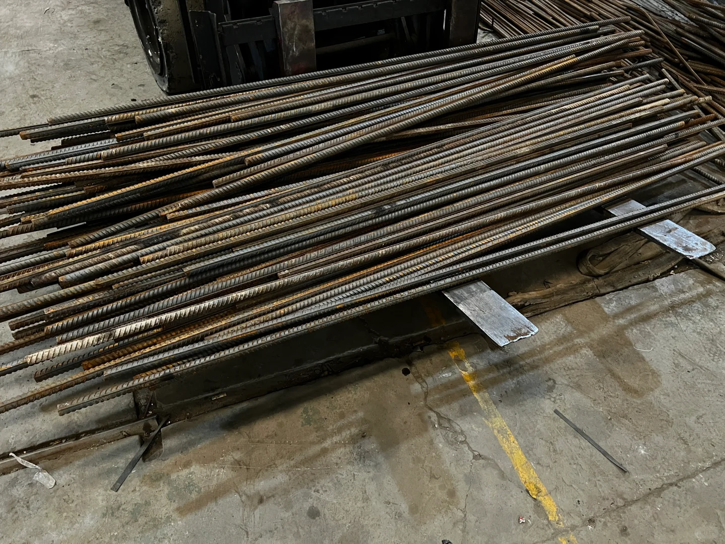 废钢筋