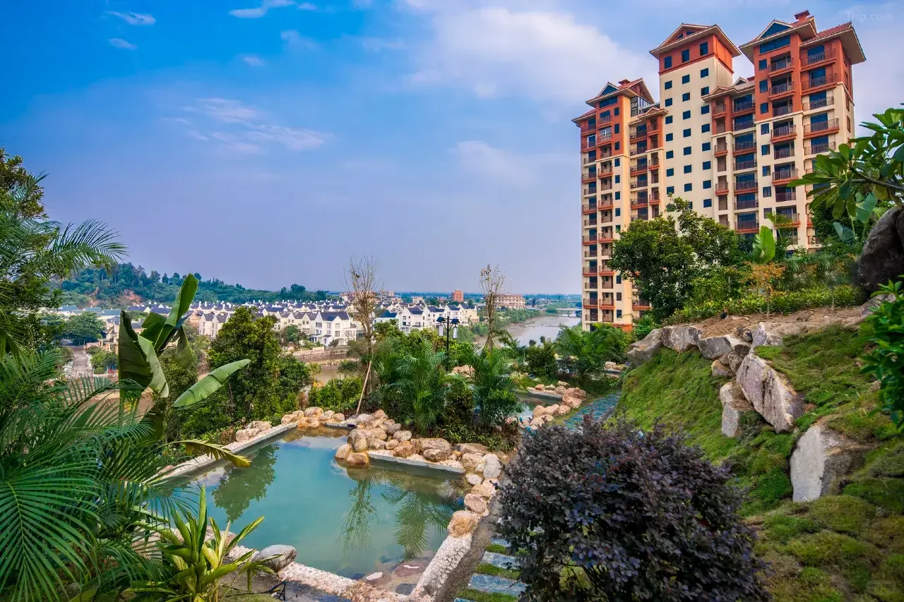 泡半山温泉，玩转熊猫乐园！