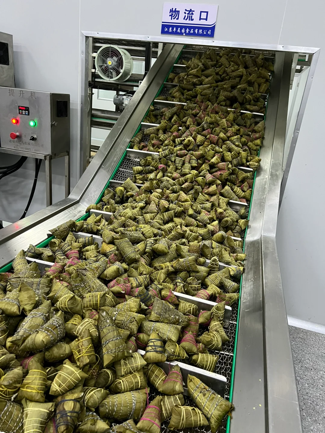 全网粽子工厂都在用的一张包粽车间图