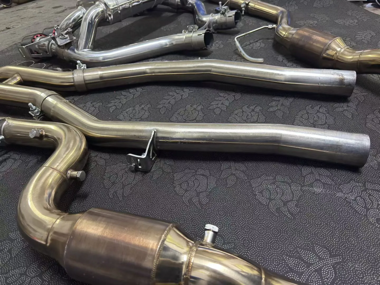 宝马G80 M3/G82 M4专用Capristo中尾段排气