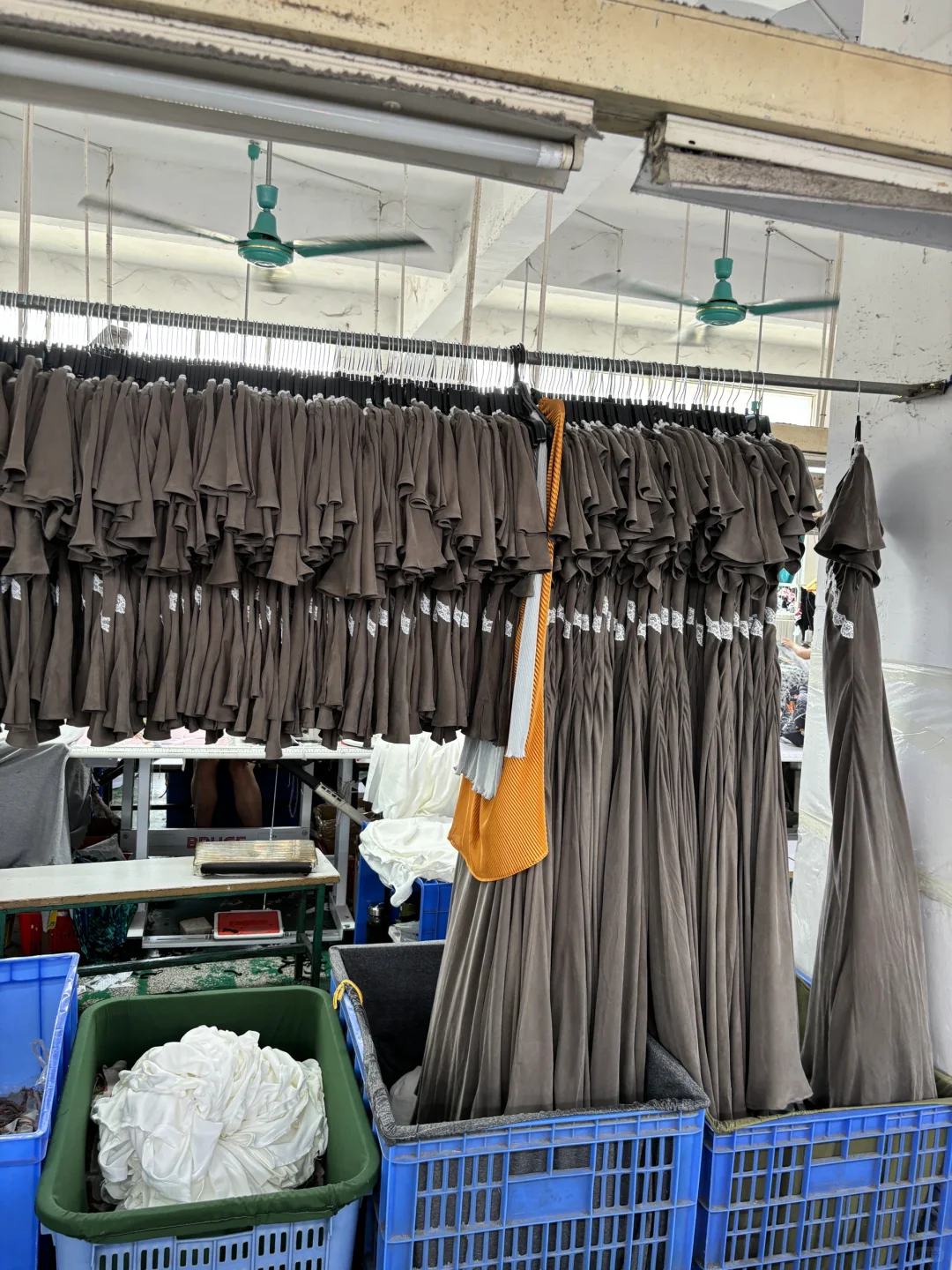 外贸女装工厂｜手把手教你找到服装源头工厂