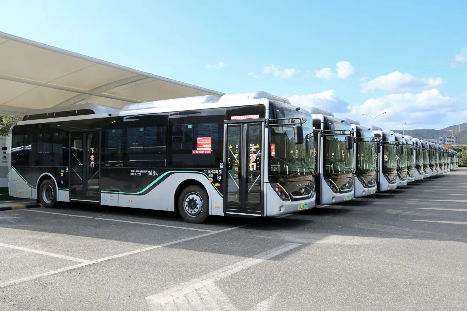 保定公交换回燃油车!“电动吹”们破防了!