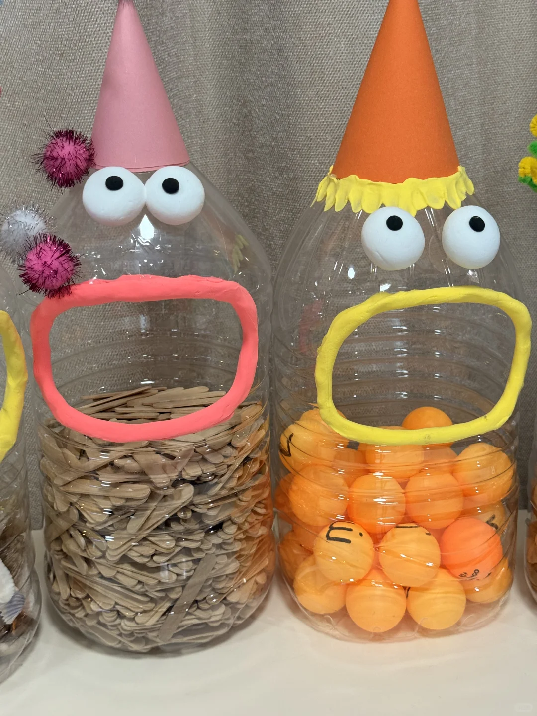 丑萌丑萌的塑料瓶