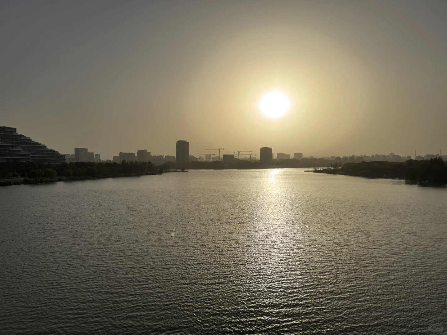 就没见有人切实的关心空气污染。