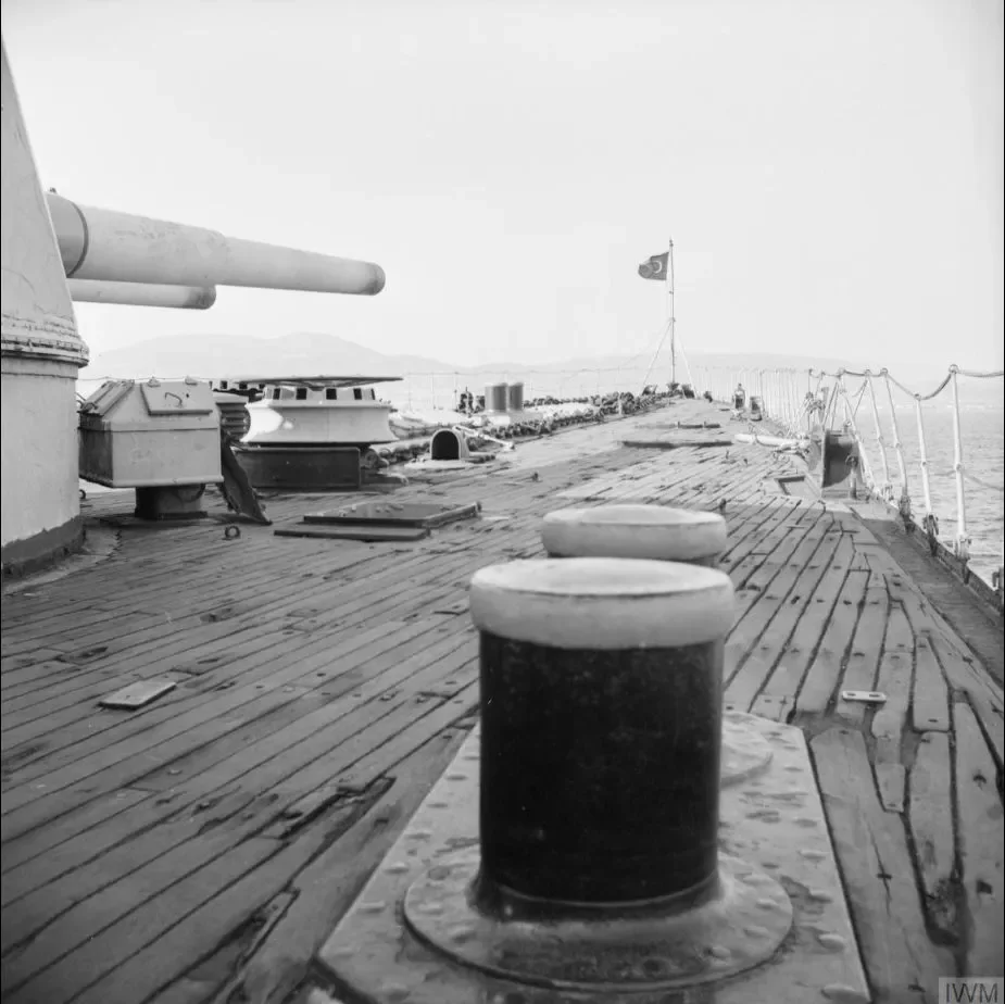 退役后的戈本号战列巡洋舰细节图欣赏