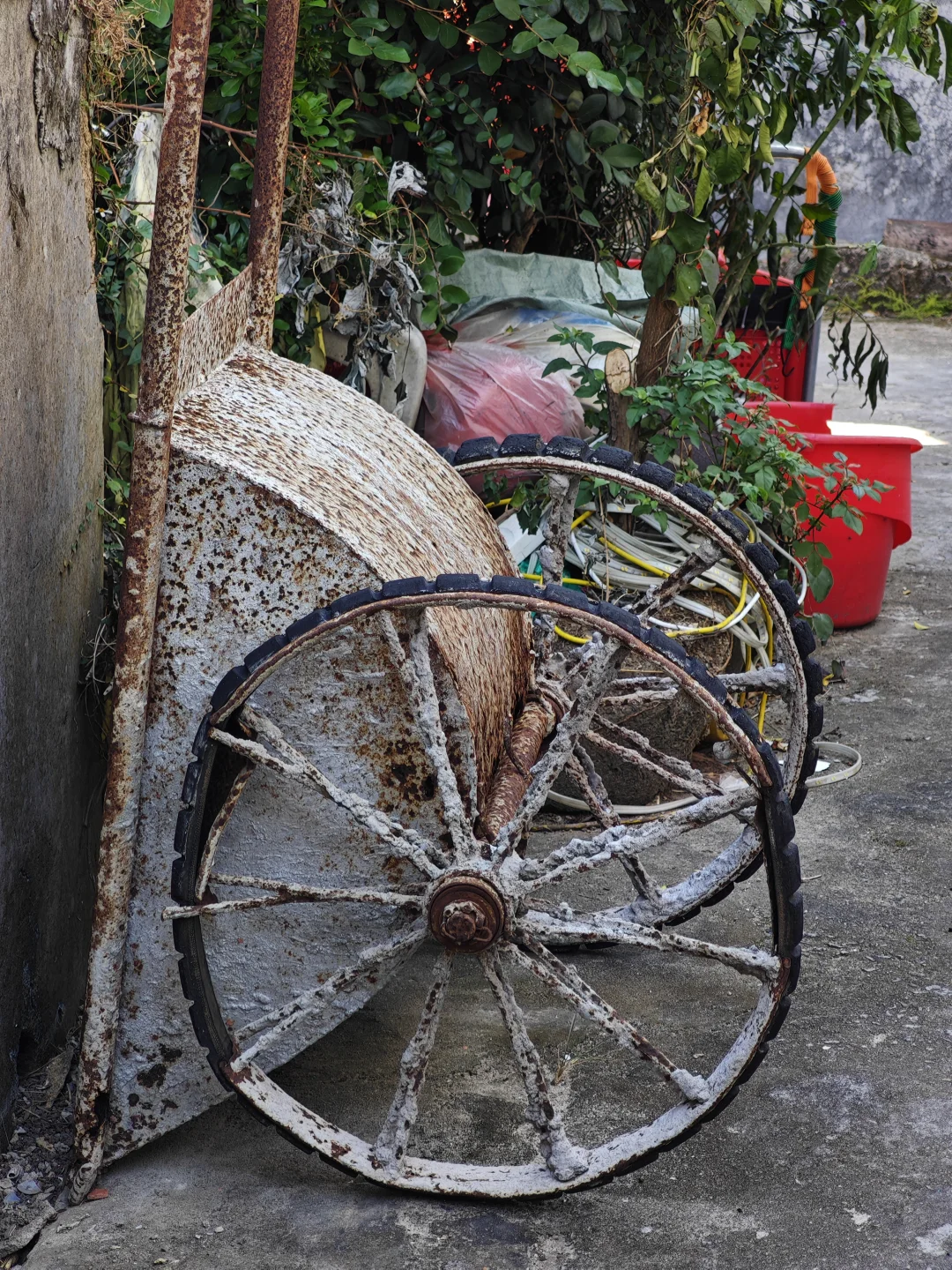 西贡村｜是他乡，也是回不去的故乡