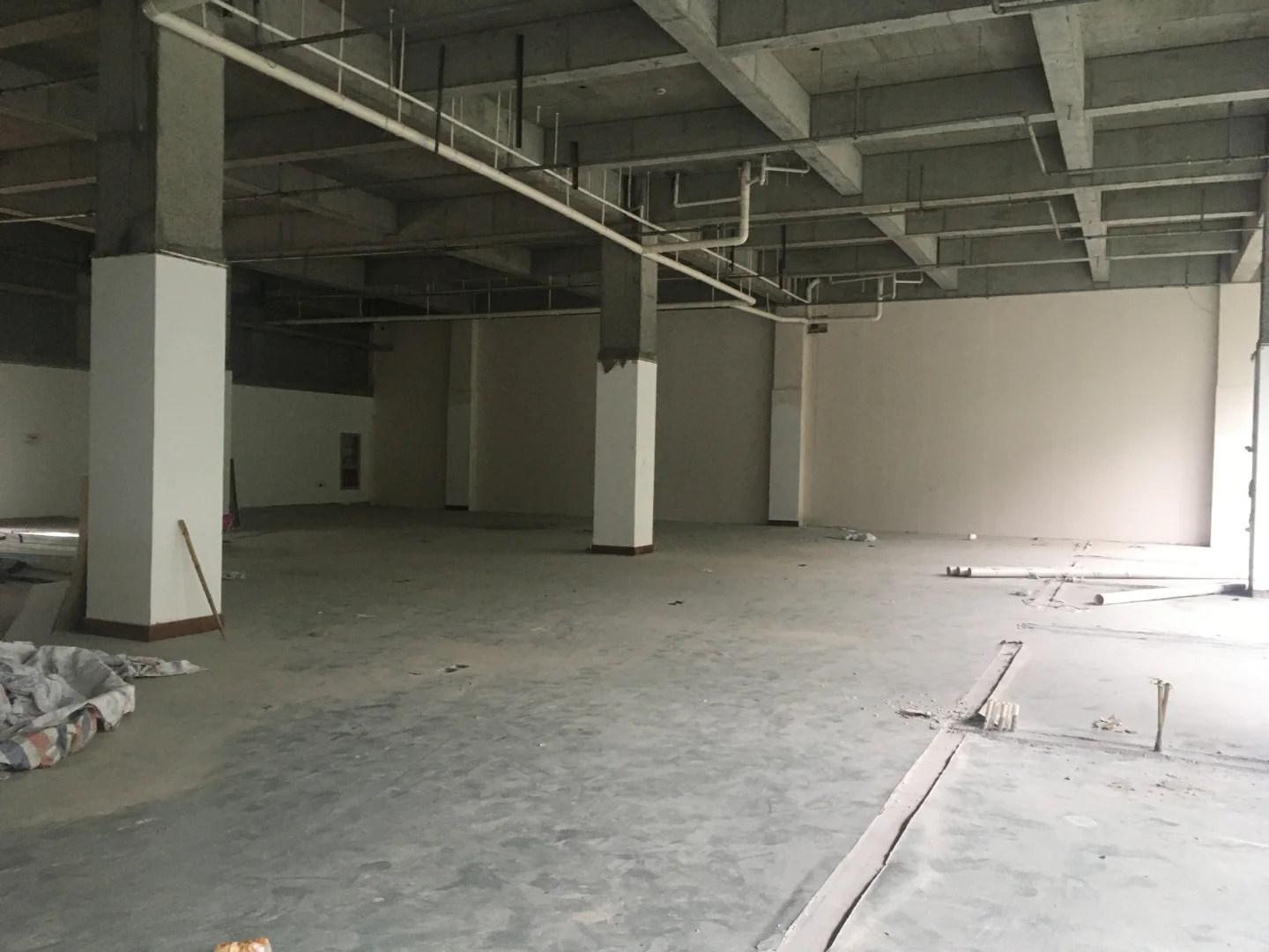 康梧路三林125,109,180,235平电商贸易销售