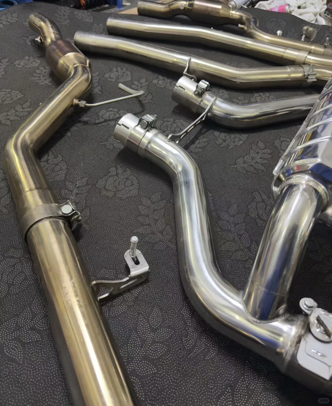 宝马G80 M3/G82 M4专用Capristo中尾段排气