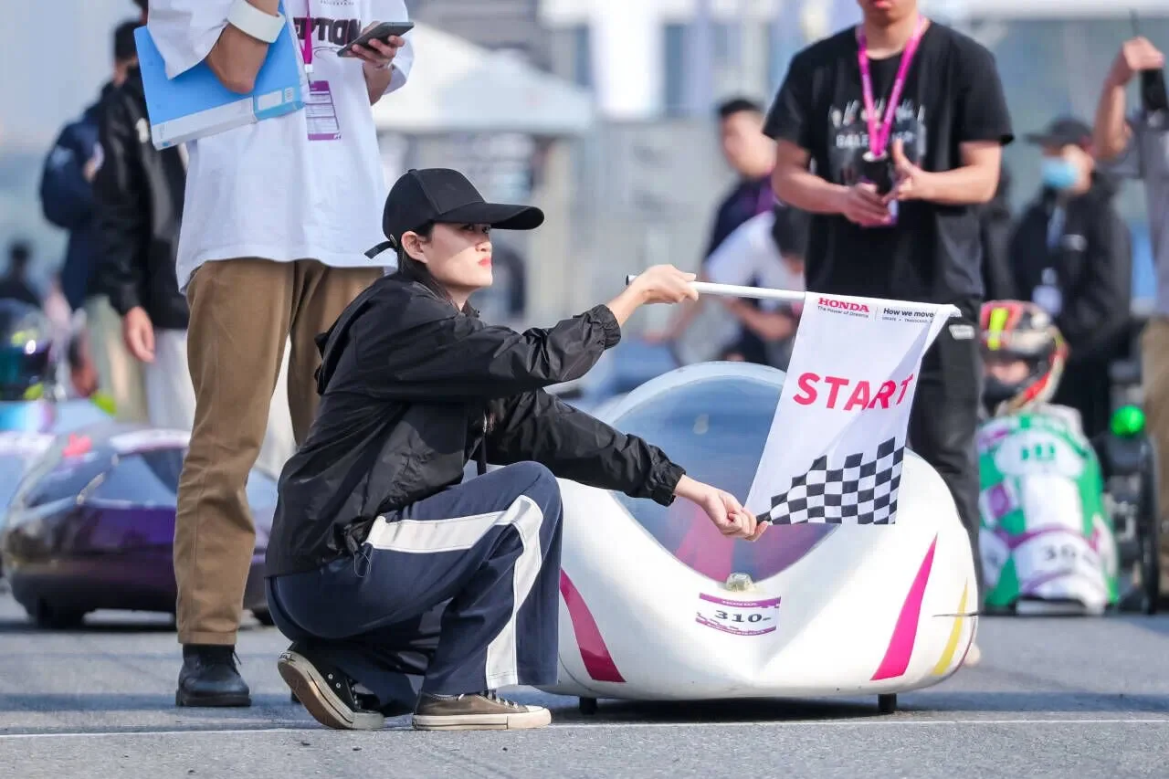 往昔，辉煌似繁星闪耀