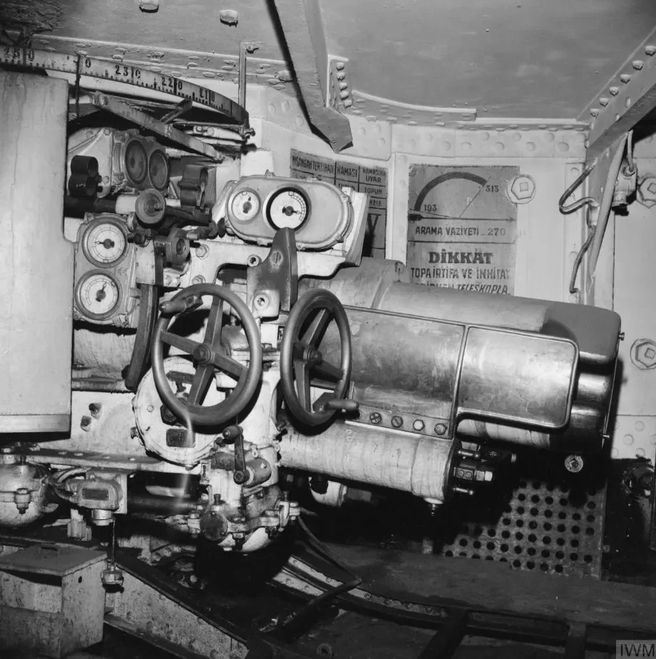 退役后的戈本号战列巡洋舰细节图欣赏