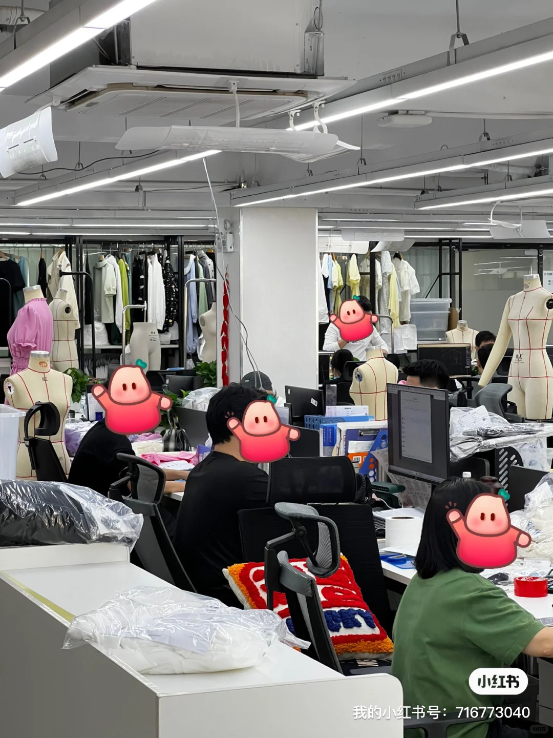 女装供应链 可小批量拿货5件起 现货闪发