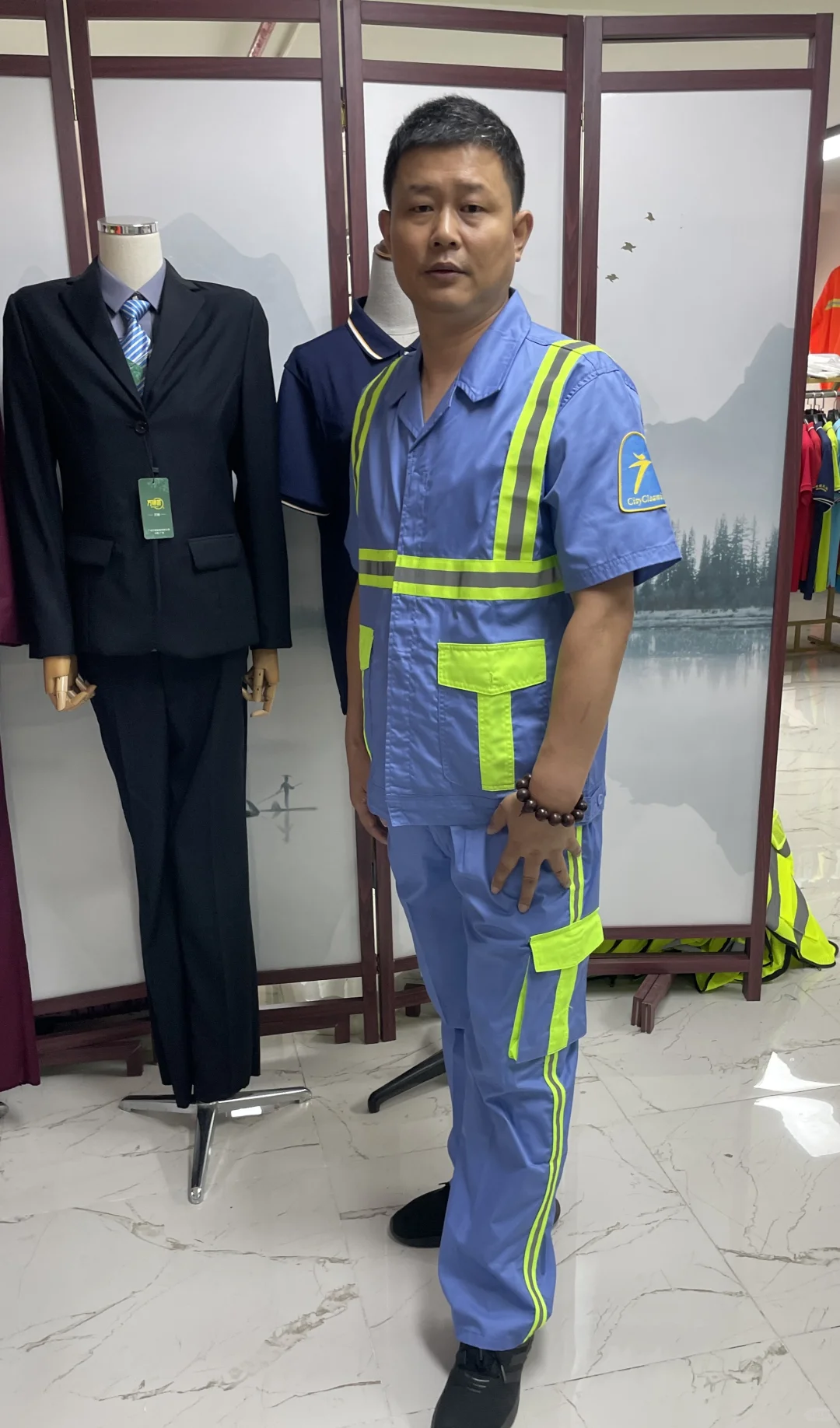 广州环卫服套装，夏季短袖环卫服可印制Logo