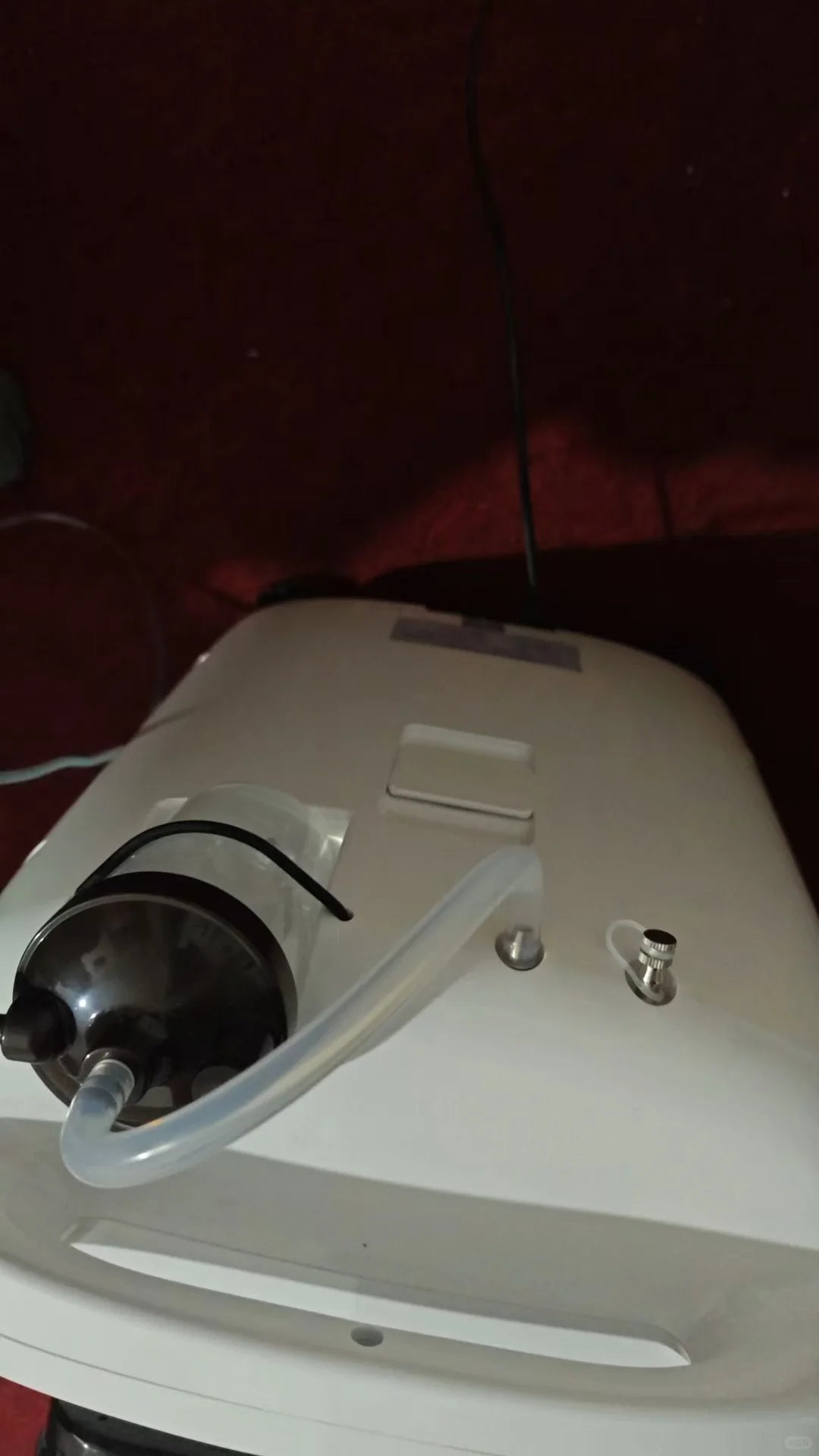 终究用上了氧气机…