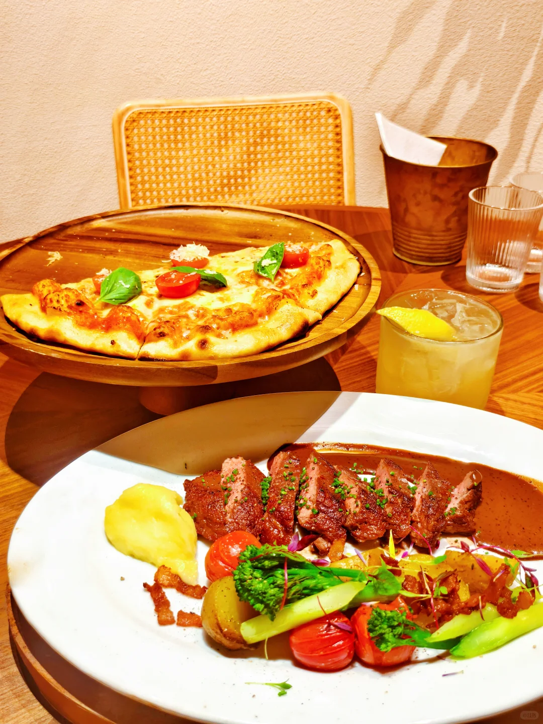 早睡13日|适合带每个crush去的花园餐厅