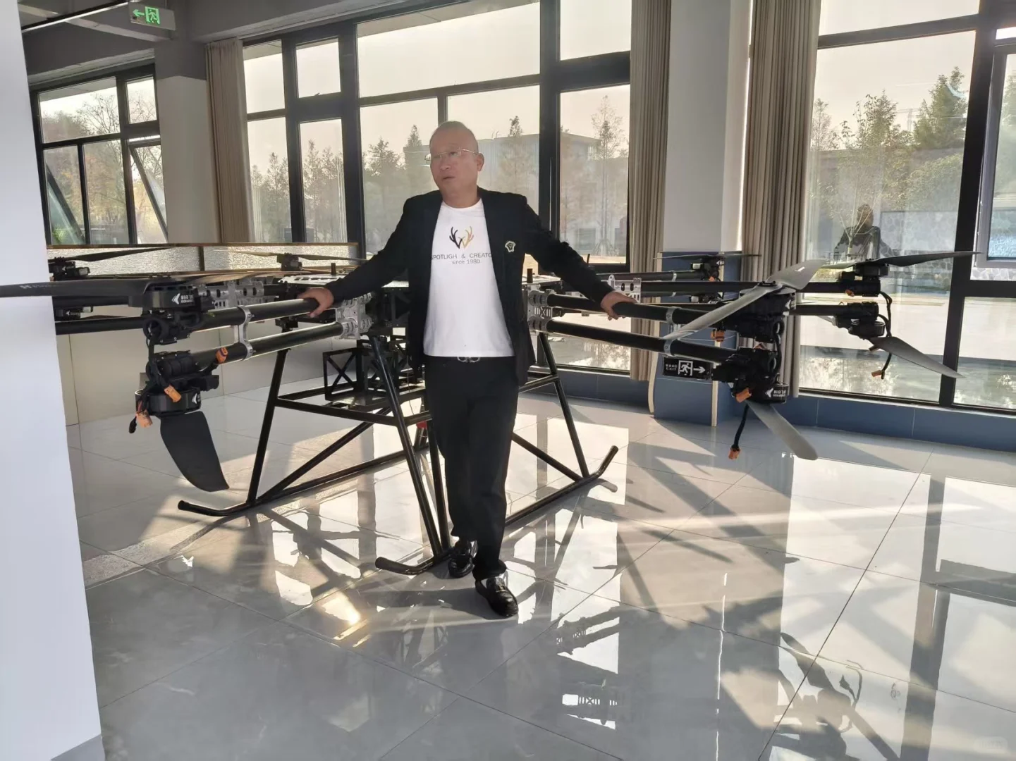 载重500kg的无人机