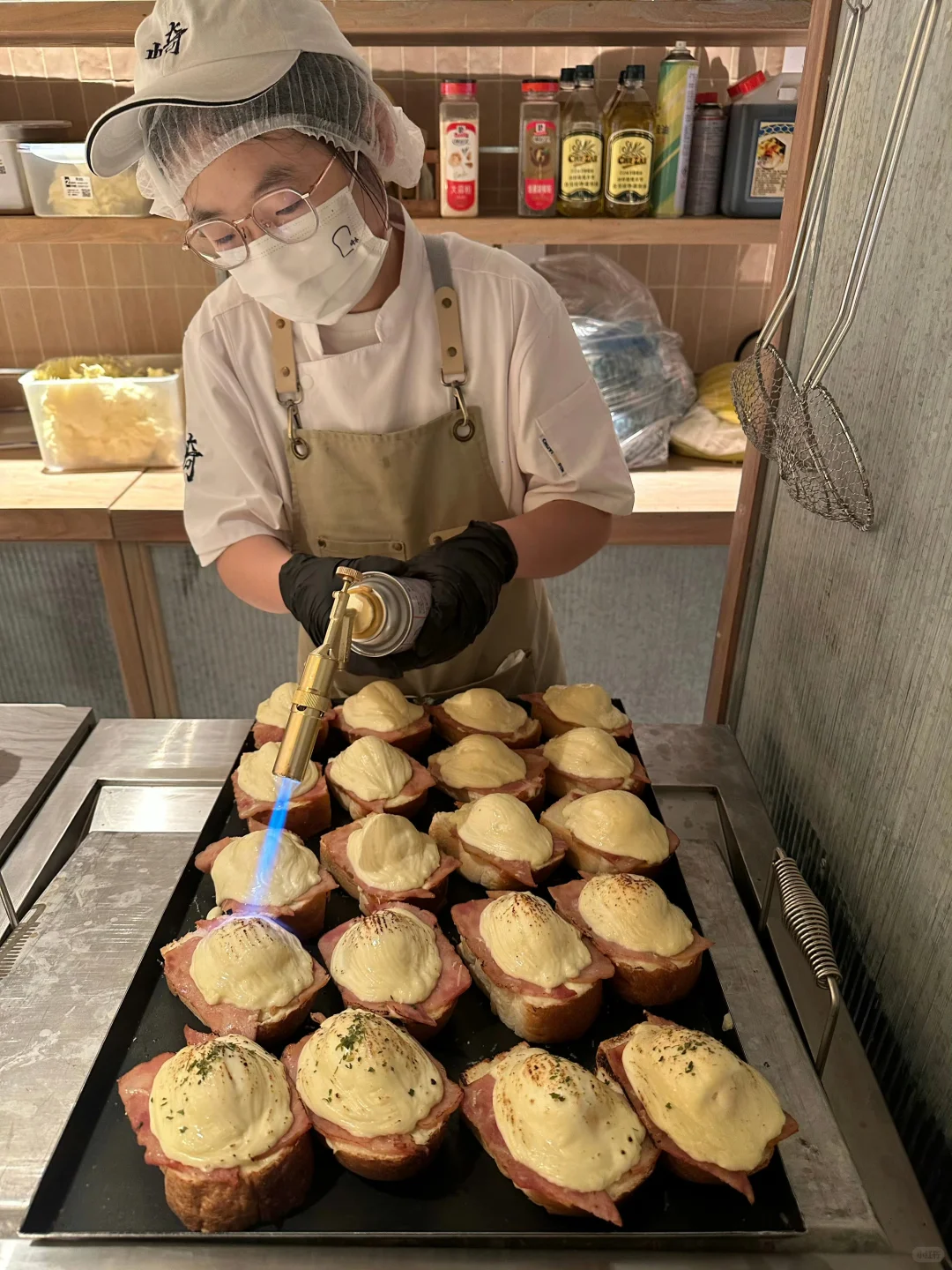 来看看天津富人区的面包工厂