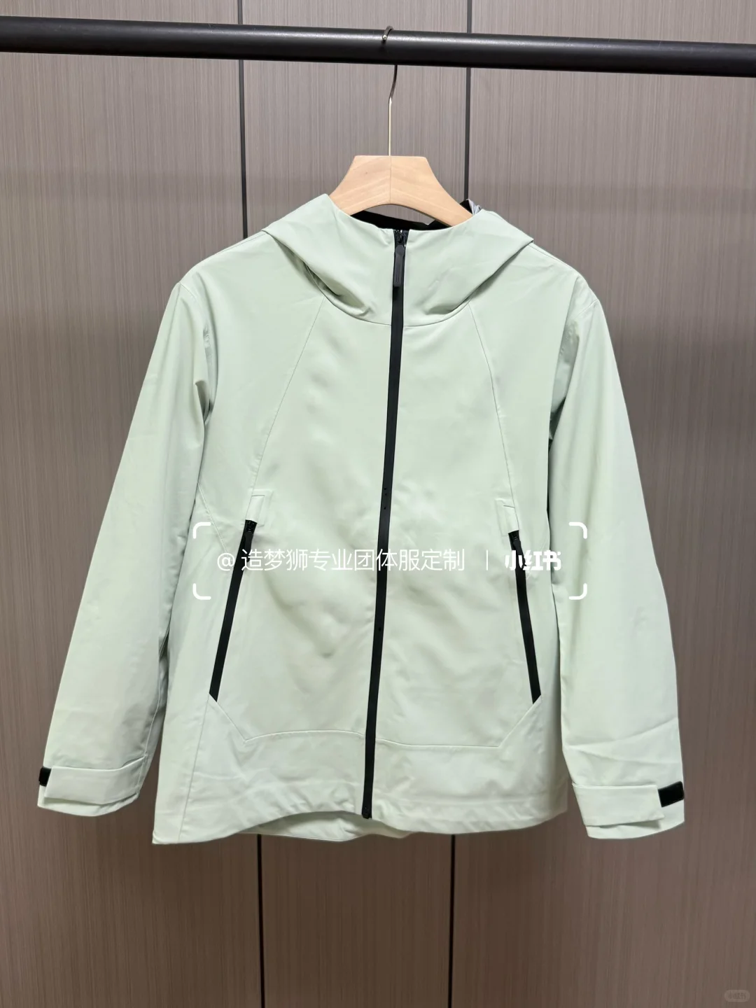 户外工作选这件!工作服高级小众冲锋衣推荐