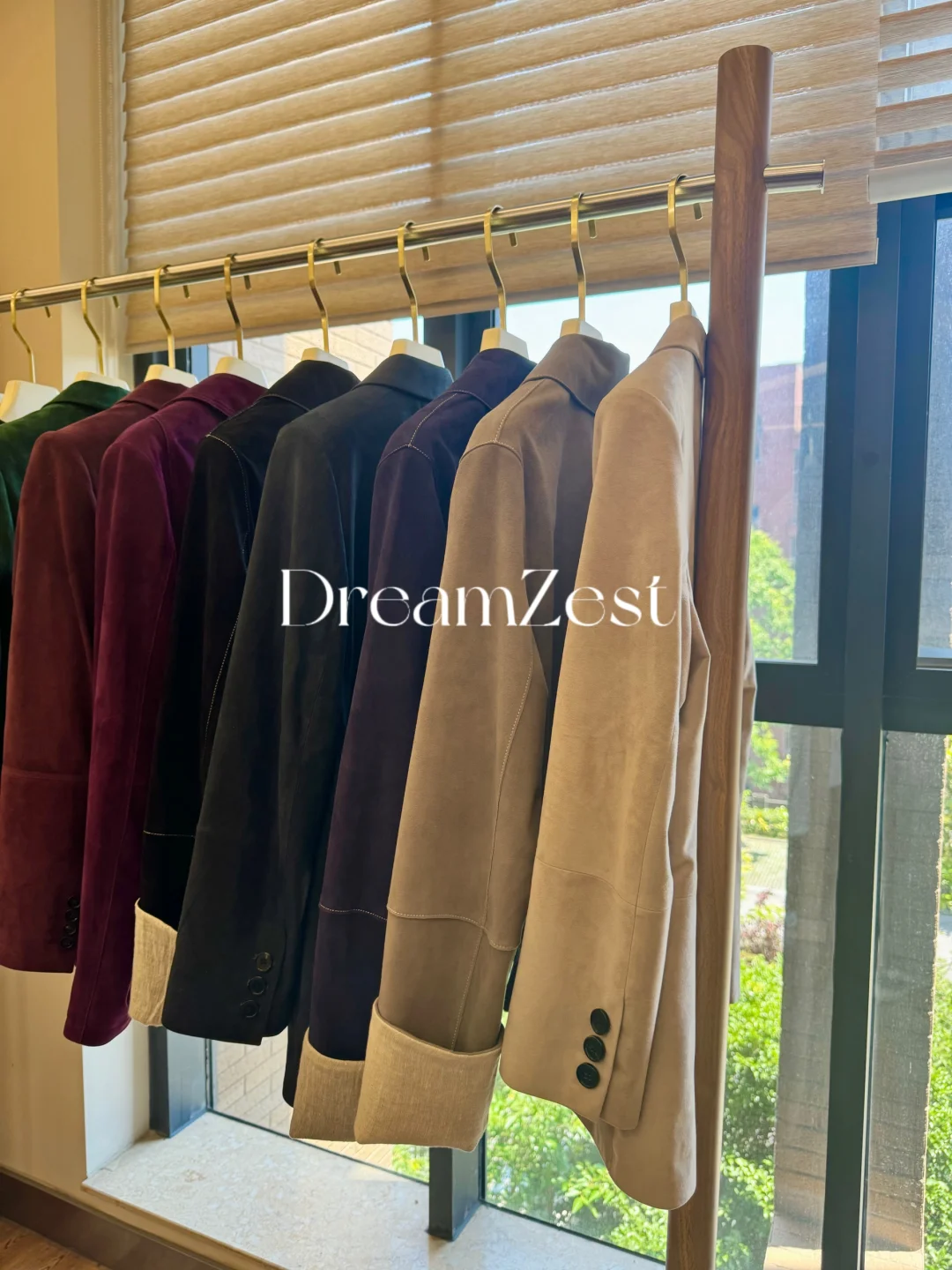 女装供应链｜这家工厂真的女装批发太适合了